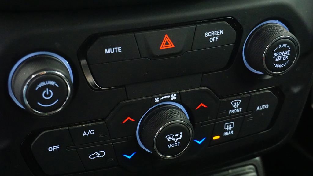 Used 2019 Jeep Renegade Altitude w/ Quick Order Package 2XM image 29