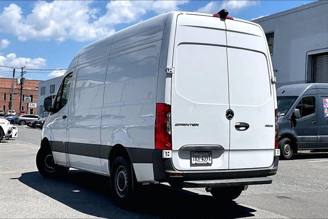 Used 2025 Mercedes-Benz Sprinter 2500 image 8