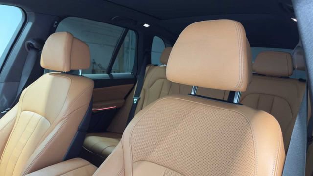 Used 2021 BMW X5 sDrive40i w/ Premium Package RWD image 23