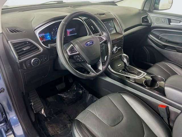 Used 2018 Ford Edge Titanium image 11