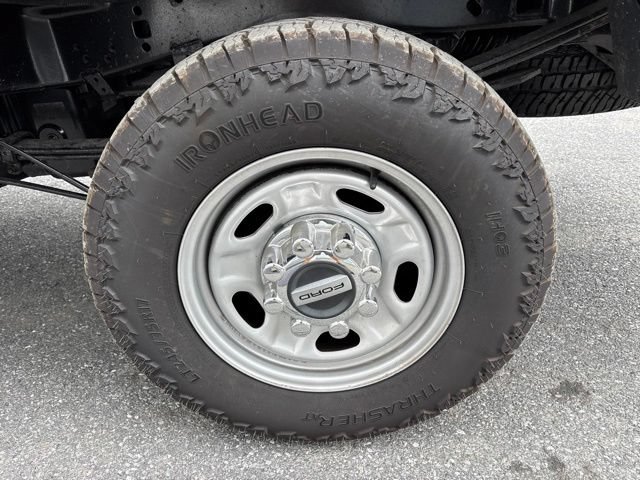 Used 2018 Ford F250 XL w/ Power Equipment Group AWD/4WD image 17