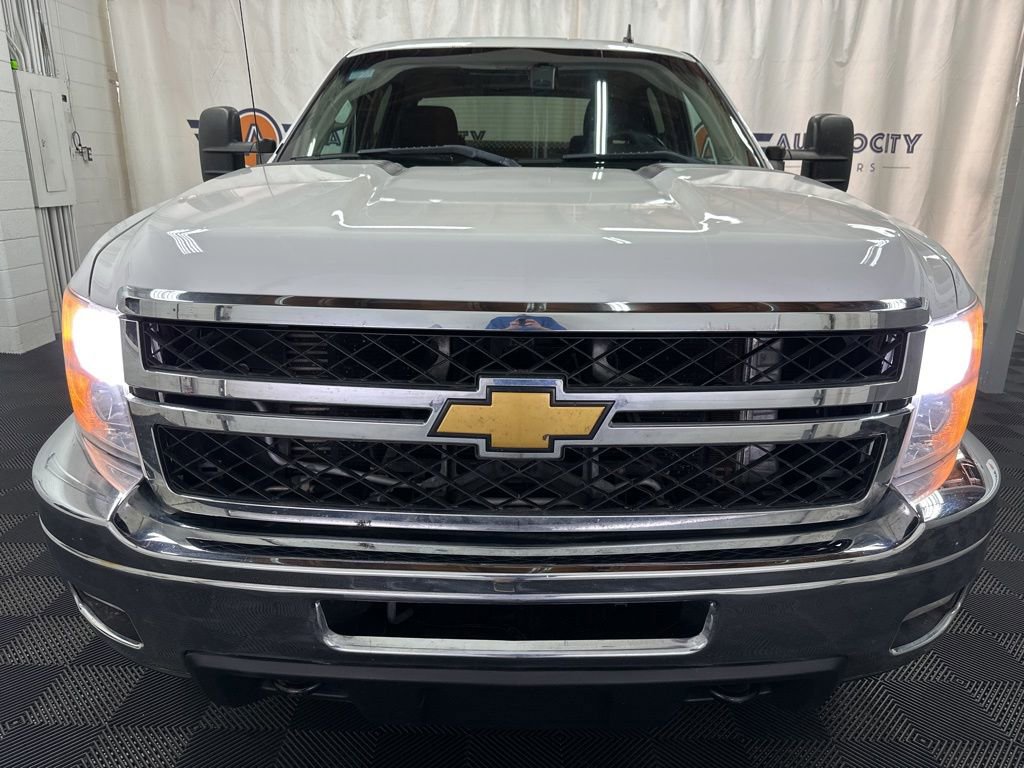 Used 2014 Chevrolet Silverado 2500 LT AWD/4WD image 4