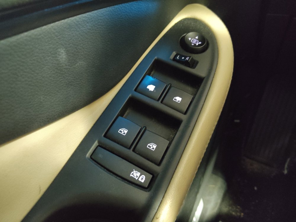 Used 2017 Buick Envision Preferred w/ LPO, Cargo Package FWD image 27