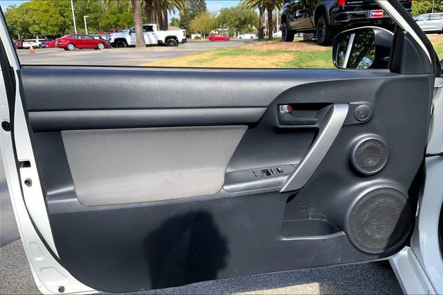Used 2015 Scion tC FWD image 23