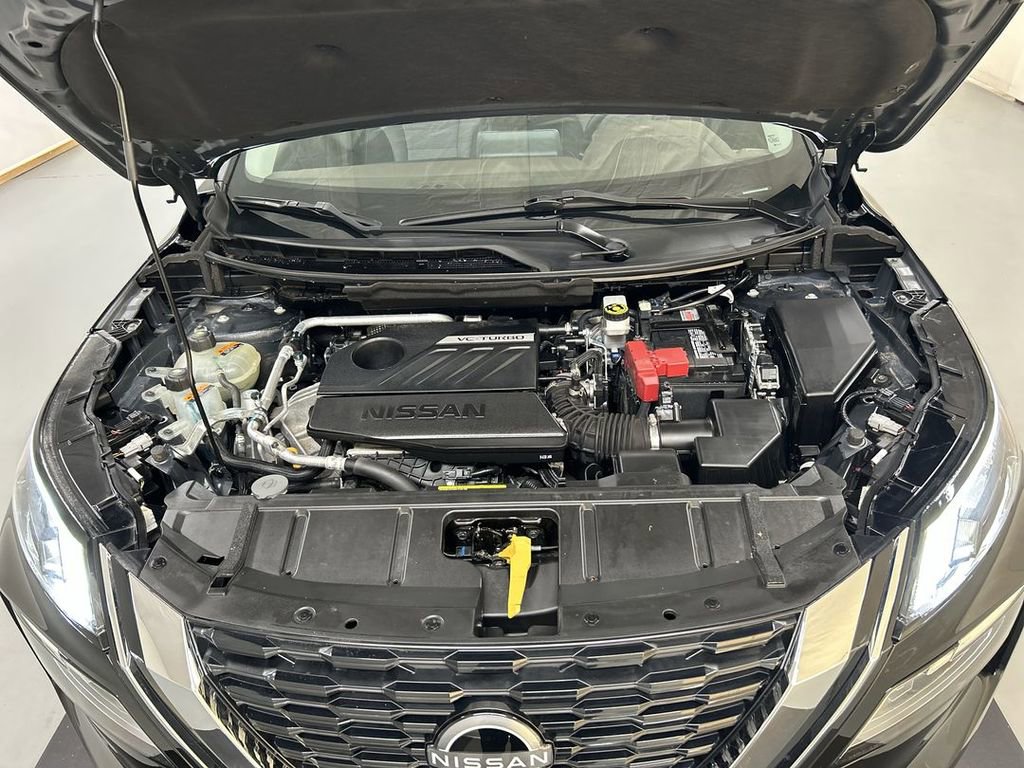 Used 2023 Nissan Rogue SV image 23