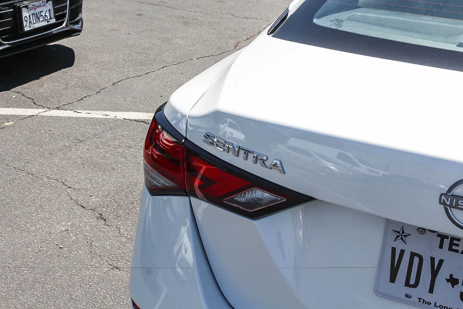 Used 2024 Nissan Sentra SV FWD image 8