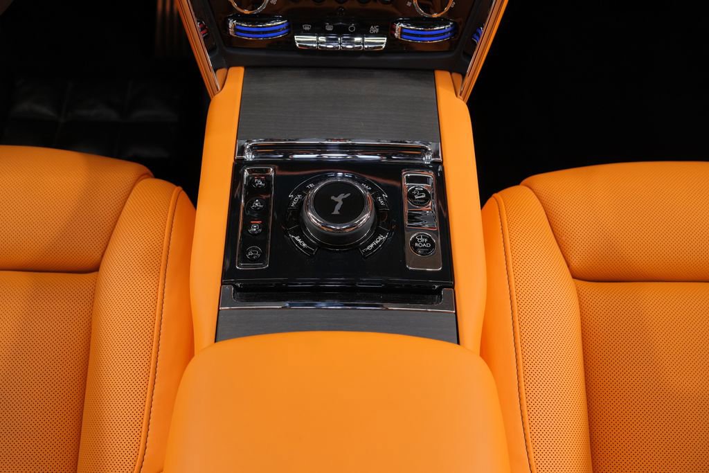 Used 2026 Rolls-Royce Cullinan image 81