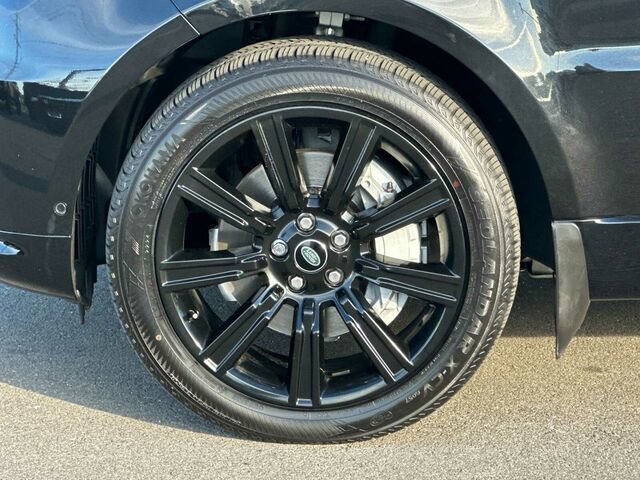 Used 2022 Land Rover Range Rover Sport HSE Silver Edition image 35