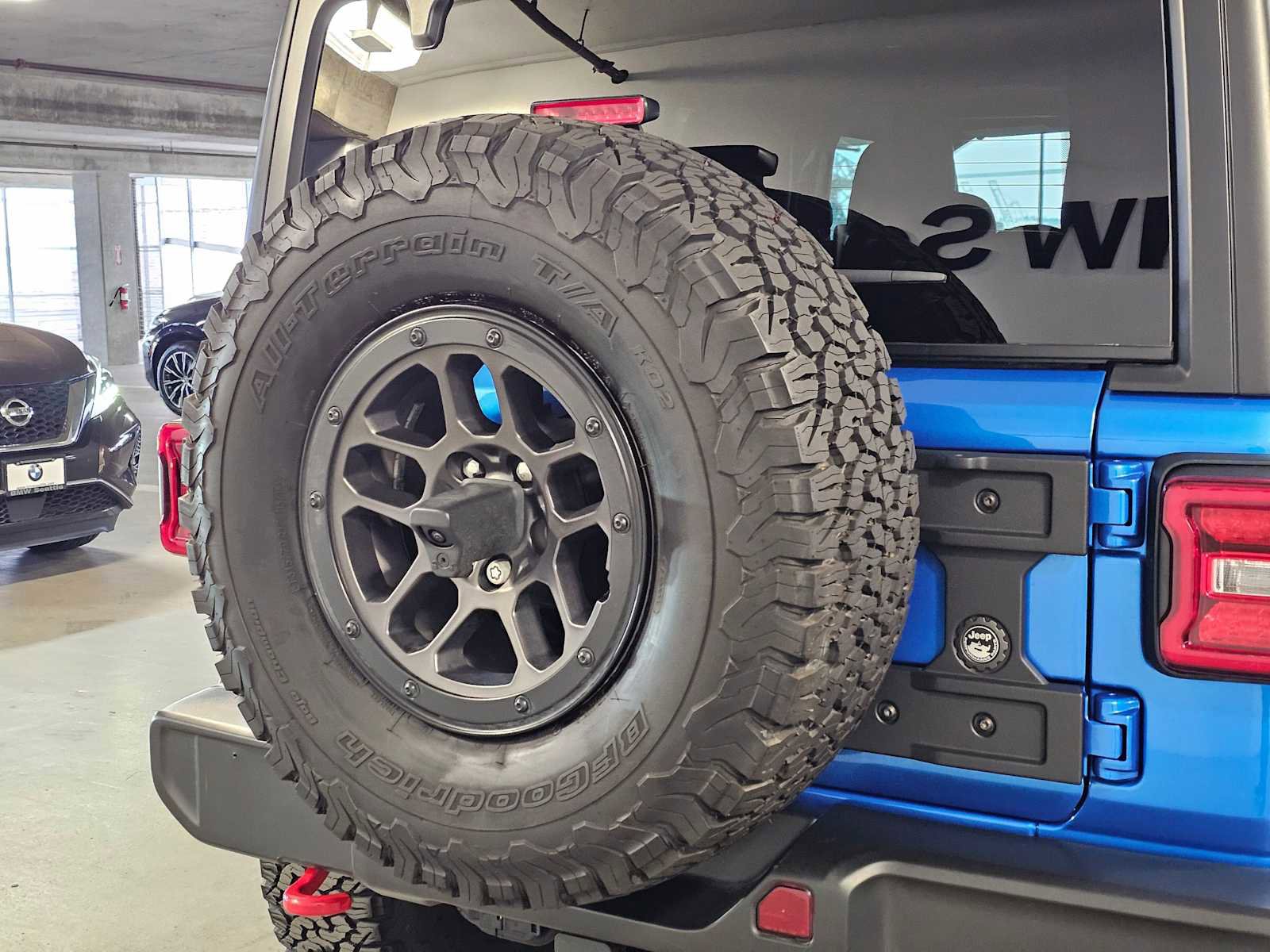 Used 2023 Jeep Wrangler Unlimited Rubicon w/ Xtreme 35 Tire Package AWD/4WD image 7