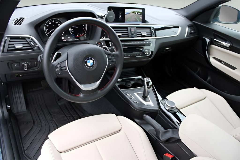 Used 2020 BMW 230i xDrive Coupe w/ Premium Package AWD/4WD image 10
