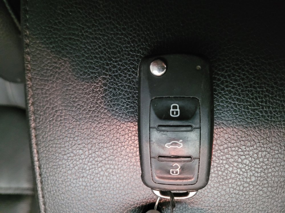 Used 2015 Volkswagen Jetta SE FWD image 32