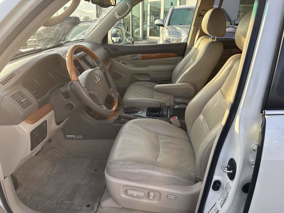 Used 2005 Lexus GX 470 image 11