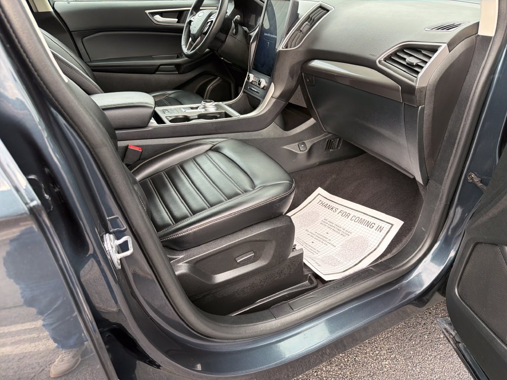 Used 2024 Ford Edge SEL w/ Convenience Package AWD/4WD image 16