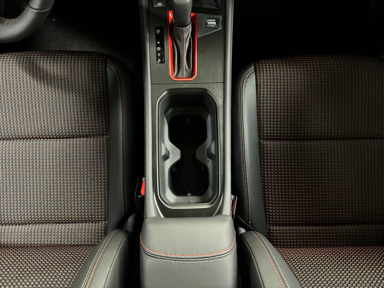 New 2026 Nissan Kicks SR w/ Cold Weather Package image 22