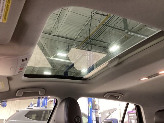 Used 2020 Volkswagen Golf 4-Door image 18