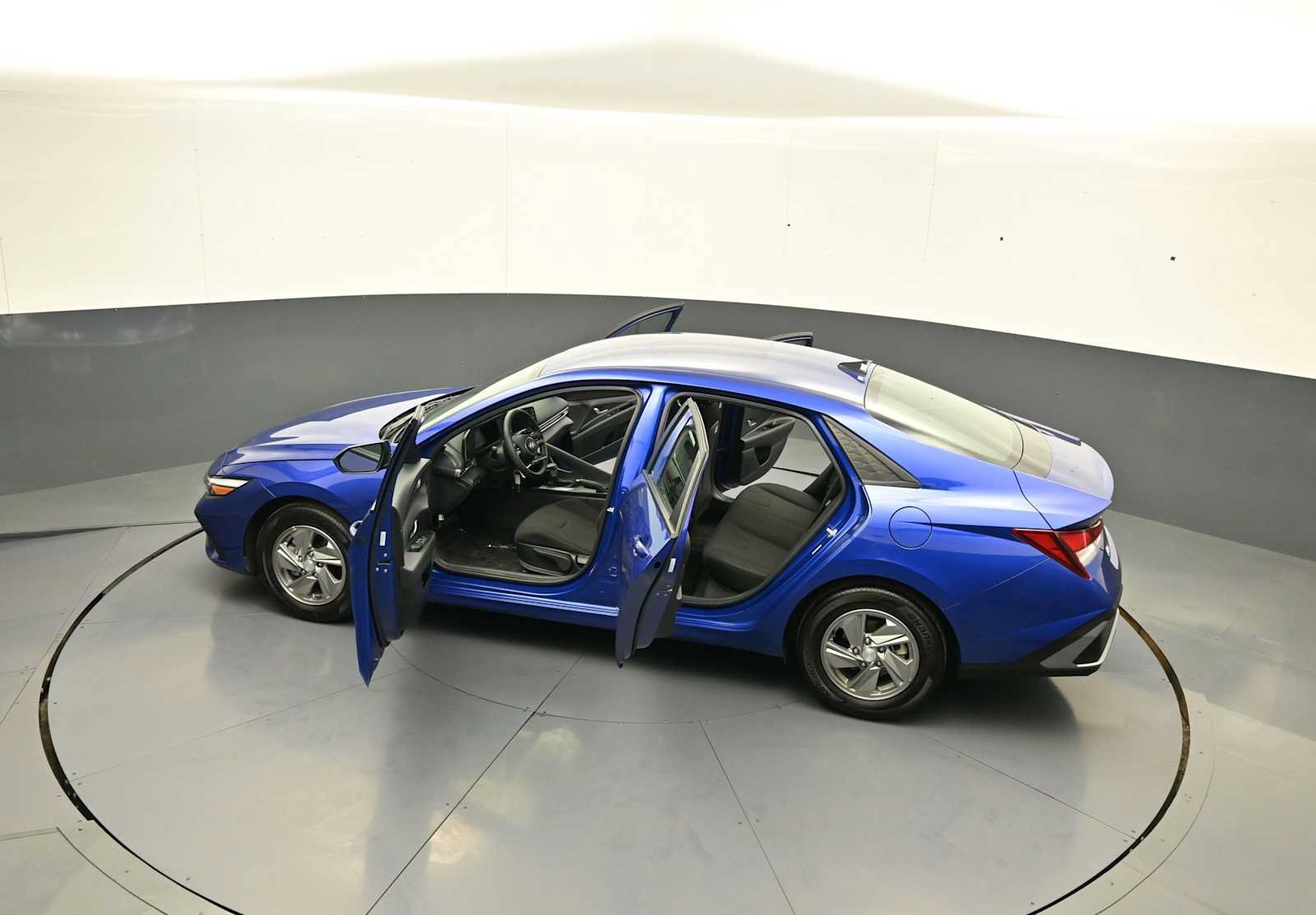 Certified 2025 Hyundai Elantra SE FWD image 42