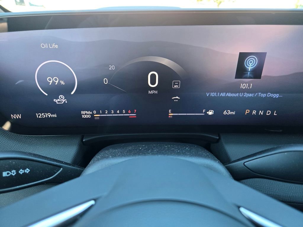 Used 2025 Buick Enclave Sport Touring w/ Power Package image 18