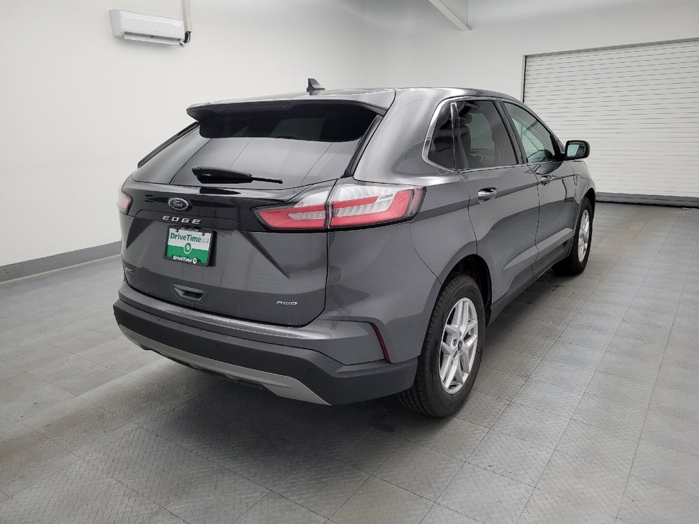 Used 2023 Ford Edge SEL image 9