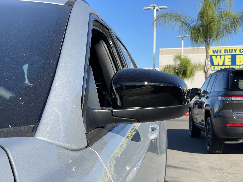 New 2026 Jeep Compass Latitude image 12