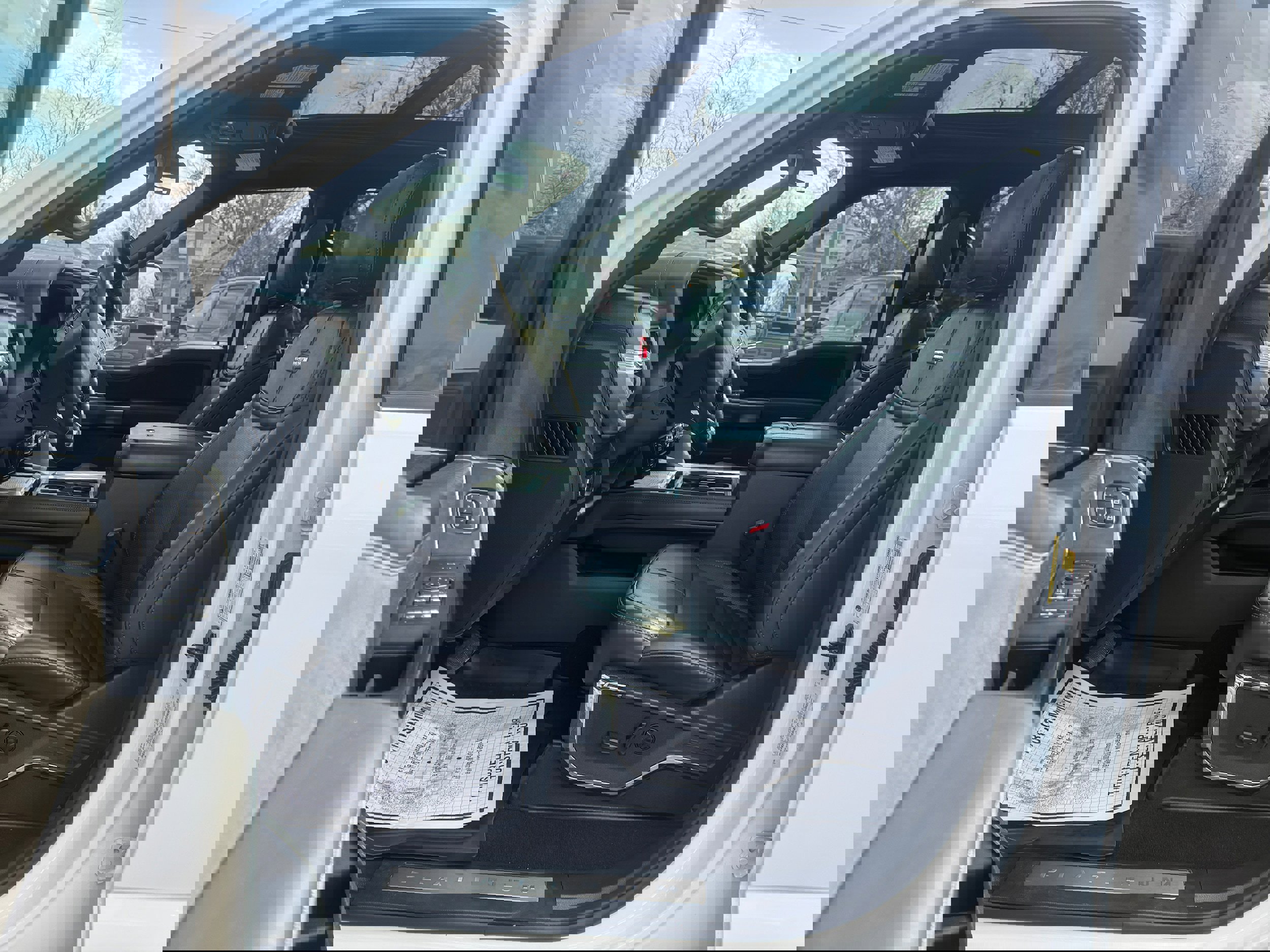 Used 2025 Ford F250 Platinum image 10