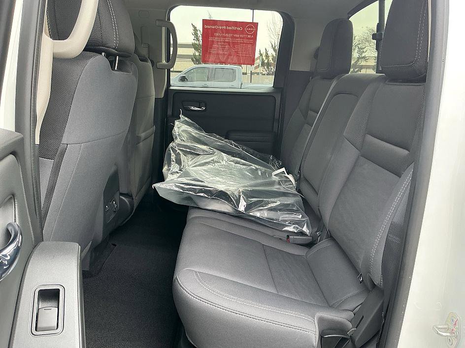 Used 2023 Nissan Frontier SV w/ SV Convenience Package image 22