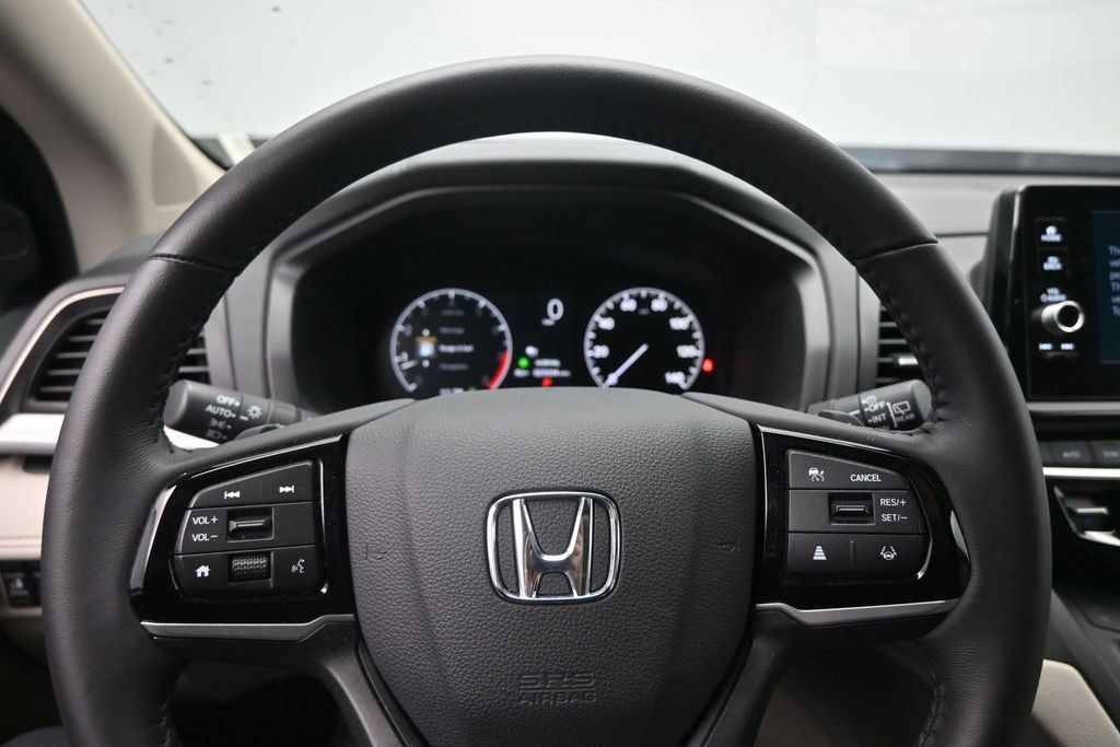 Used 2025 Honda Odyssey EX-L image 10