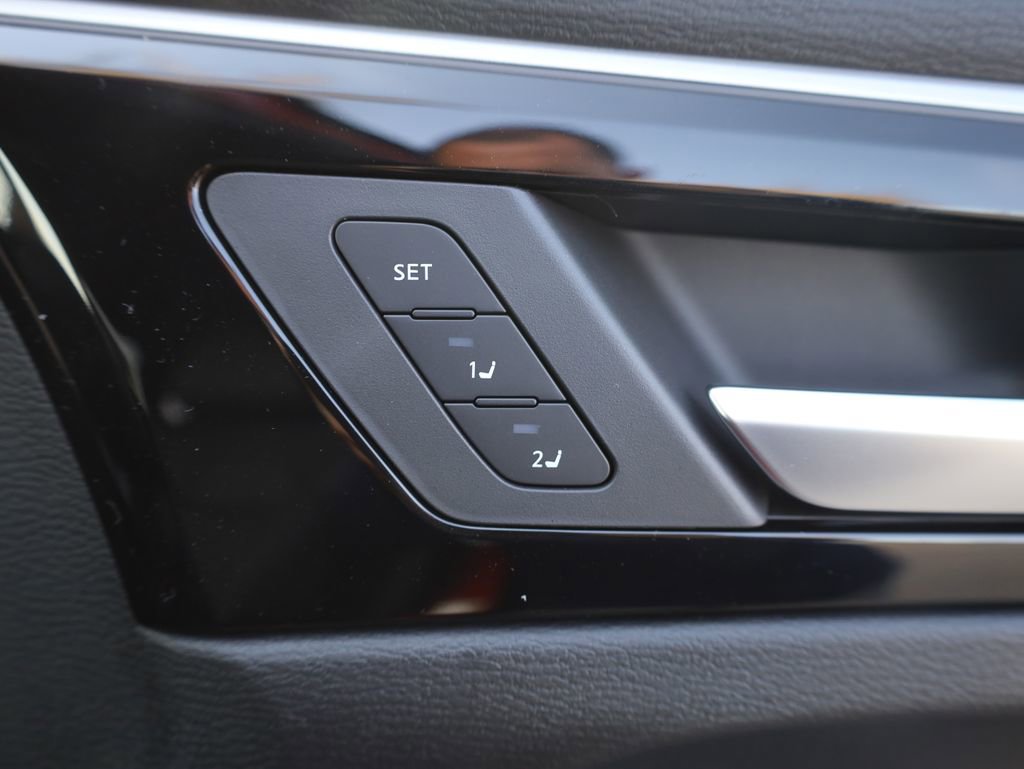 New 2025 Mitsubishi Outlander SEL Black Edition image 18
