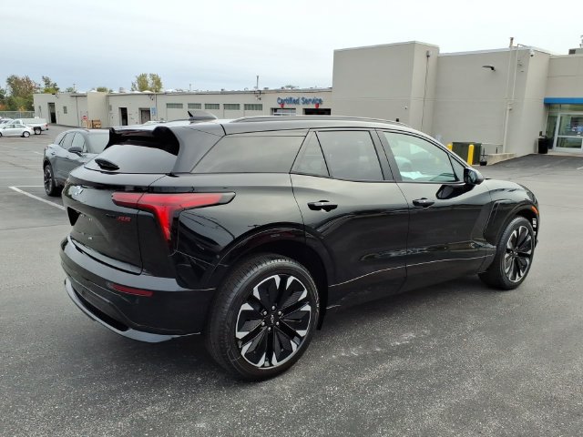New 2027 Chevrolet Blazer EV RS AWD/4WD image 3