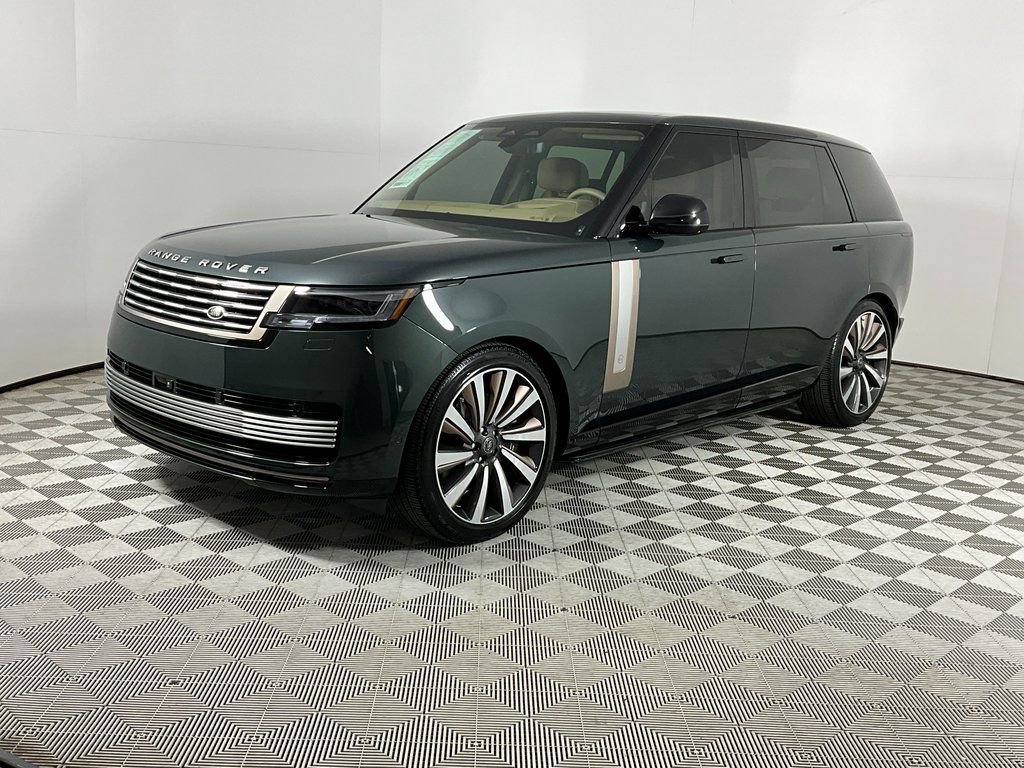 Used 2025 Land Rover Range Rover SV image 1