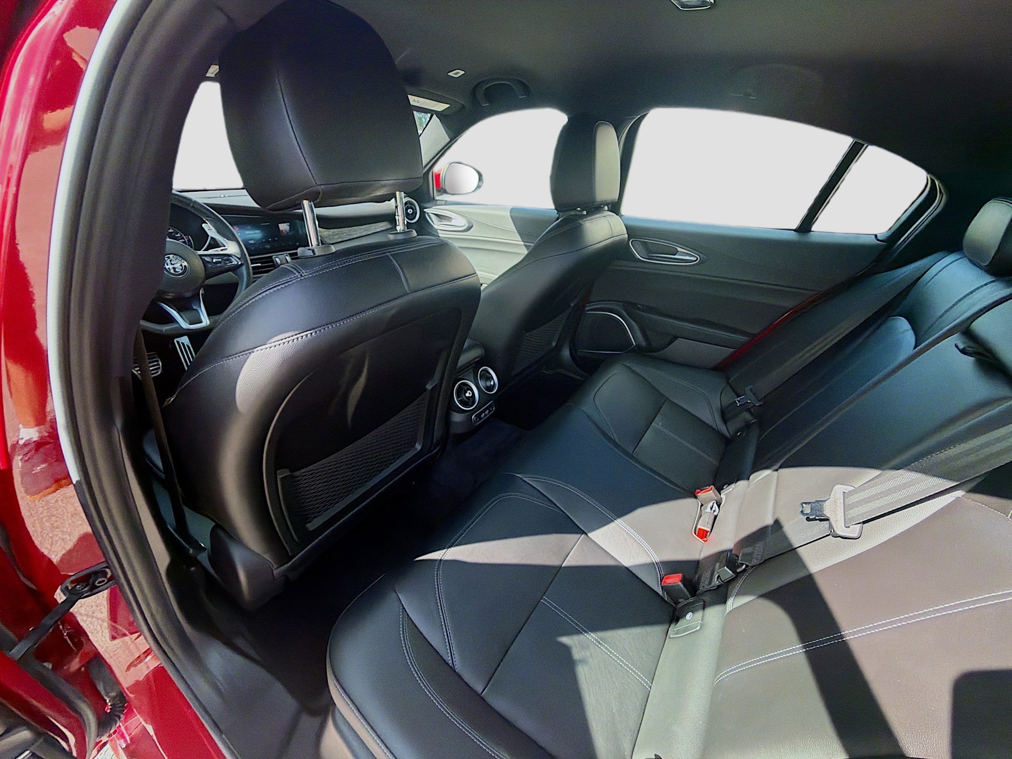 Used 2023 Alfa Romeo Giulia Sprint image 25