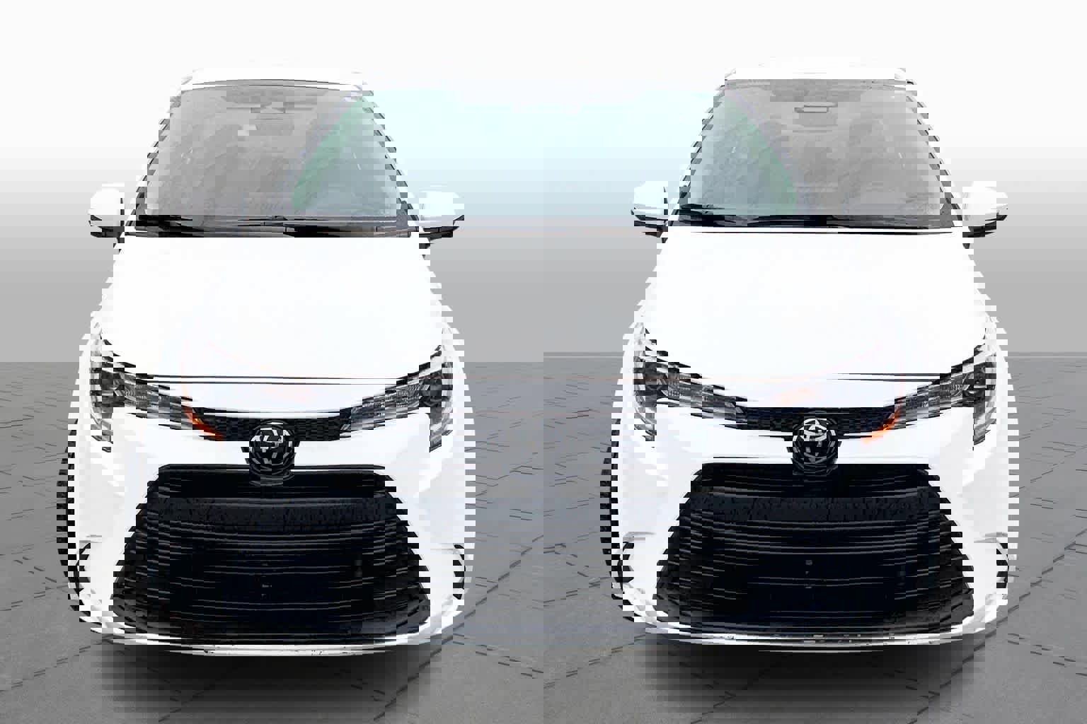 Used 2024 Toyota Corolla LE image 3