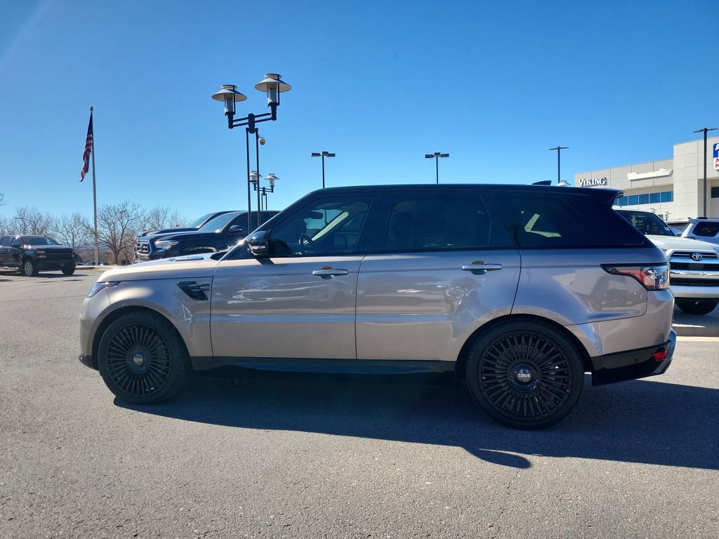 Used 2021 Land Rover Range Rover Sport HSE Silver Edition image 7