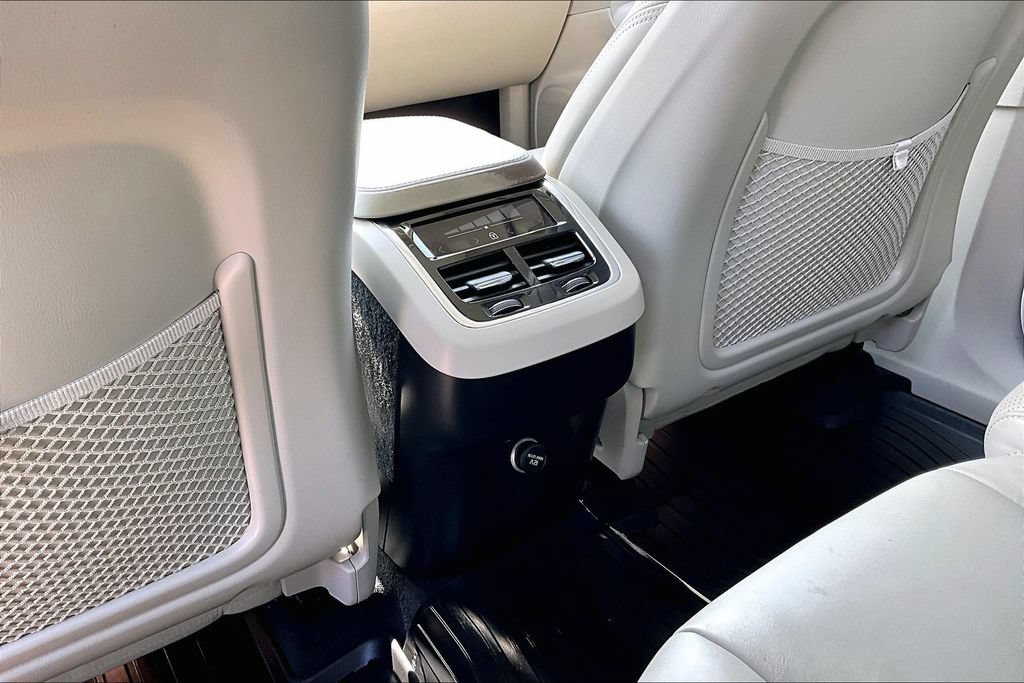 Used 2018 Volvo XC90 T6 Inscription w/ Convenience Package AWD/4WD image 28