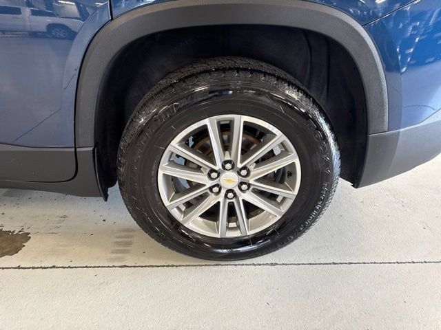 Used 2023 Chevrolet Traverse LT FWD image 48