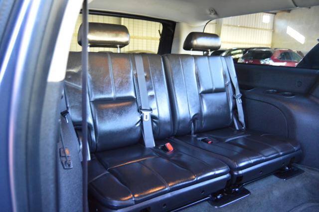 Used 2008 GMC Yukon XL Denali AWD/4WD image 43