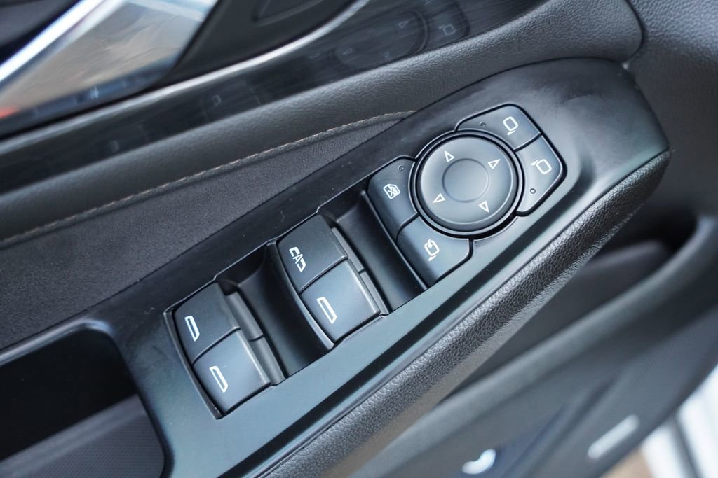 Certified 2023 Chevrolet Traverse High Country image 26