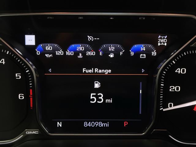 Used 2021 GMC Yukon XL SLT w/ SLT Premium Package image 16