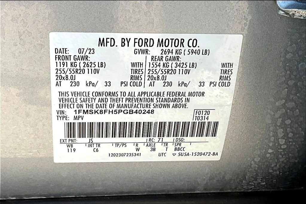 Used 2023 Ford Explorer Limited AWD/4WD image 21
