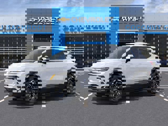 New 2026 Chevrolet Equinox EV LT image 2