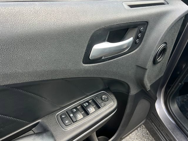 Used 2018 Dodge Charger SRT w/ Technology Group image 12