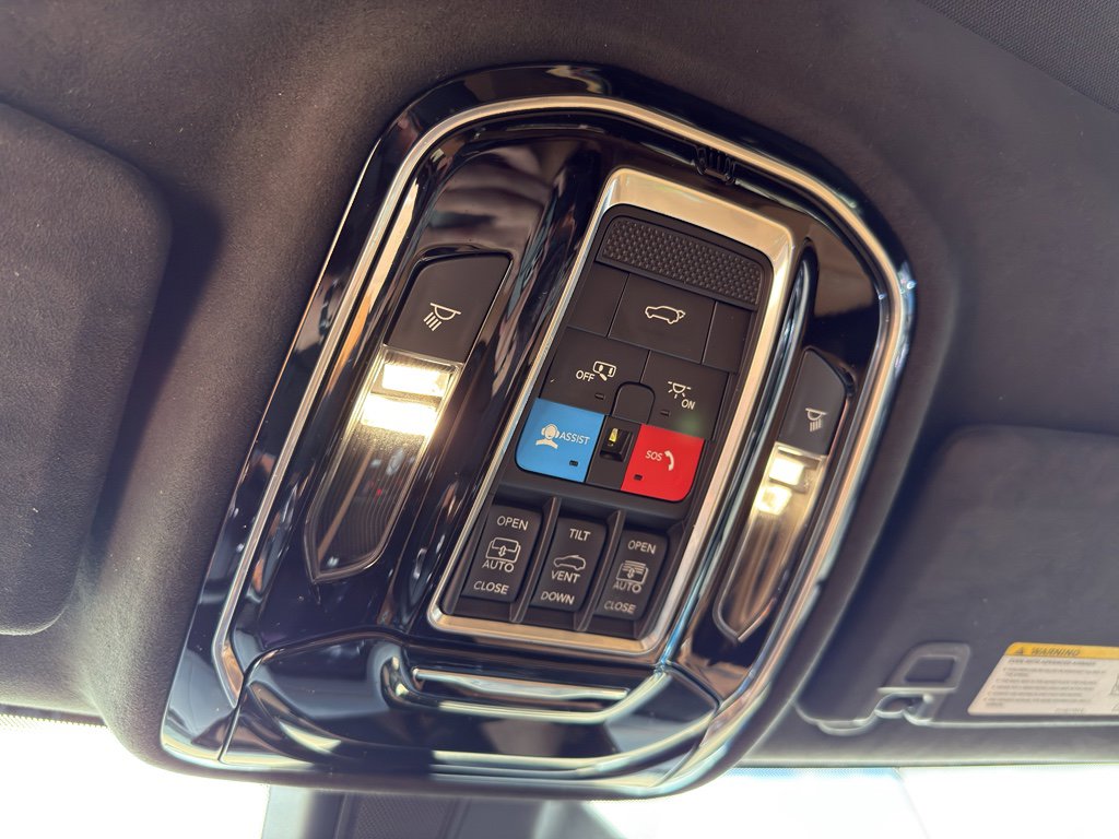 Used 2021 Jeep Grand Cherokee L Summit image 24