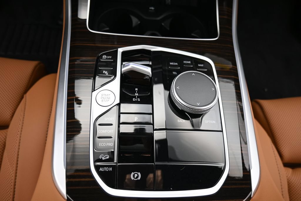 New 2026 BMW X5 xDrive40i w/ Premium Package AWD/4WD image 15