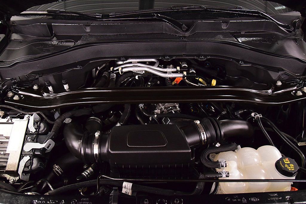 Used 2023 Ford Explorer King Ranch w/ Technology Package image 40