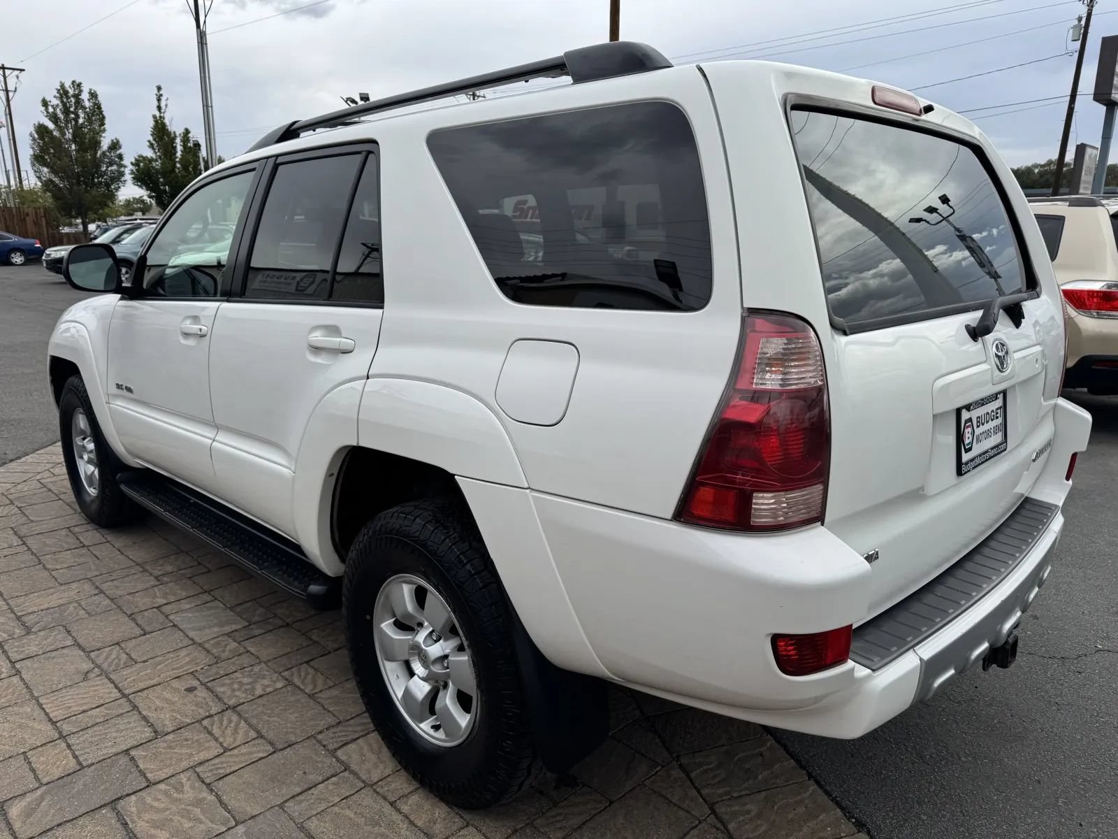 Used 2003 Toyota 4Runner SR5 AWD/4WD image 4