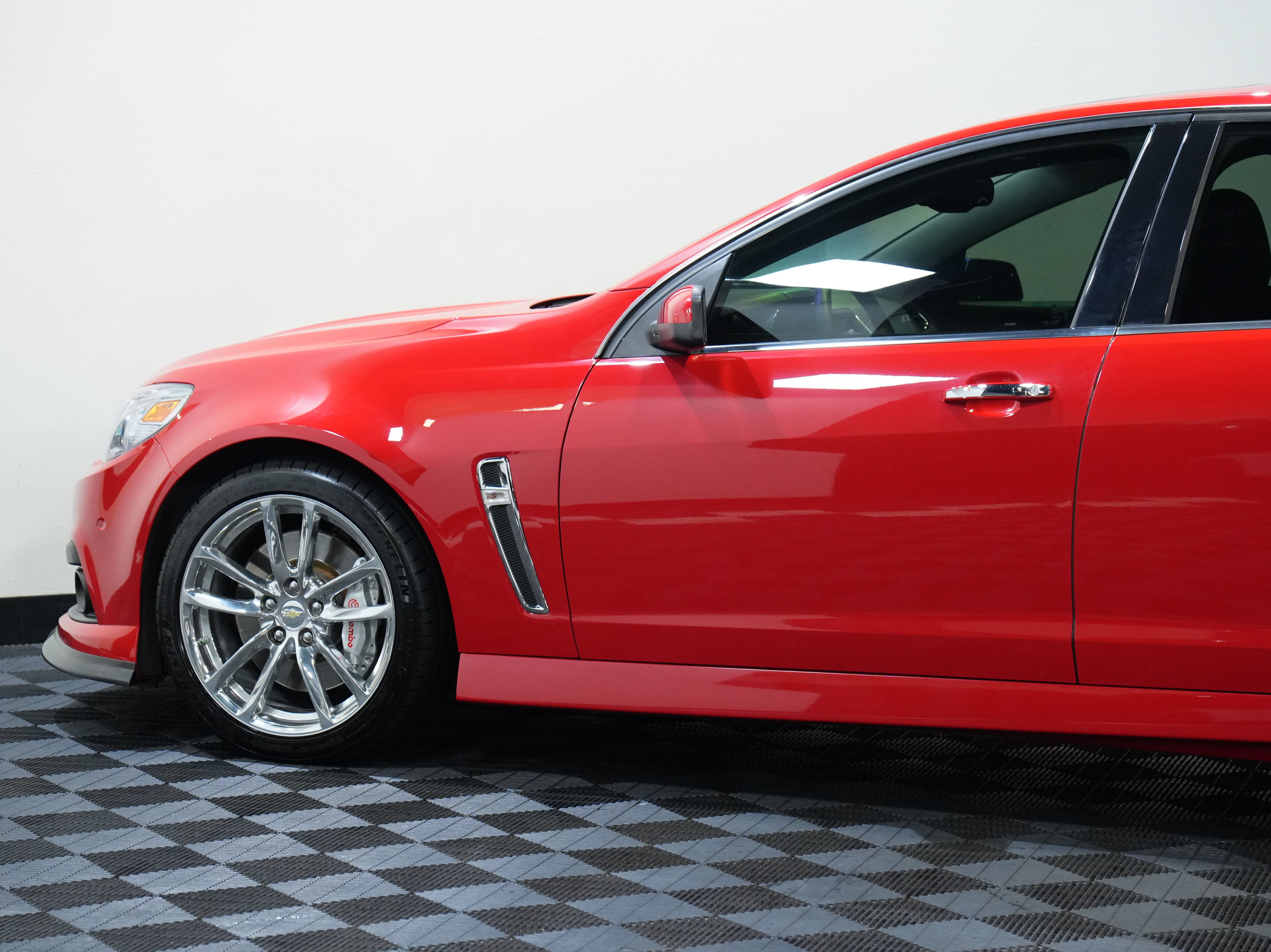 Used 2014 Chevrolet SS RWD image 19