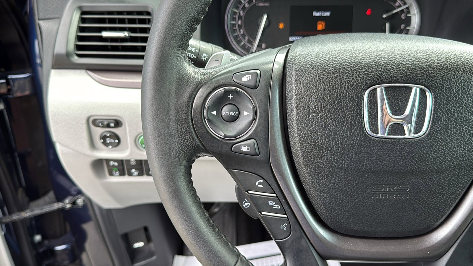 Used 2023 Honda Ridgeline RTL-E image 15