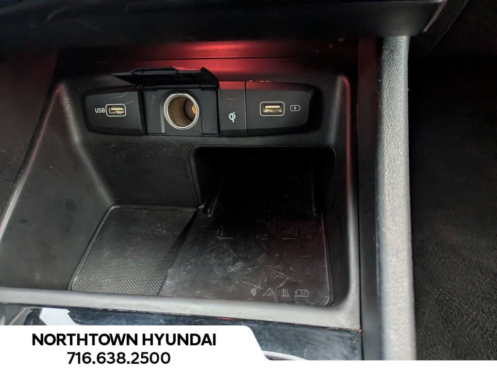 Used 2022 Hyundai Santa Cruz Limited image 19