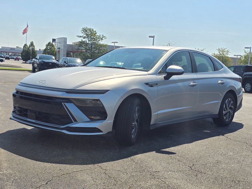 Used 2026 Hyundai Sonata Blue FWD image 10