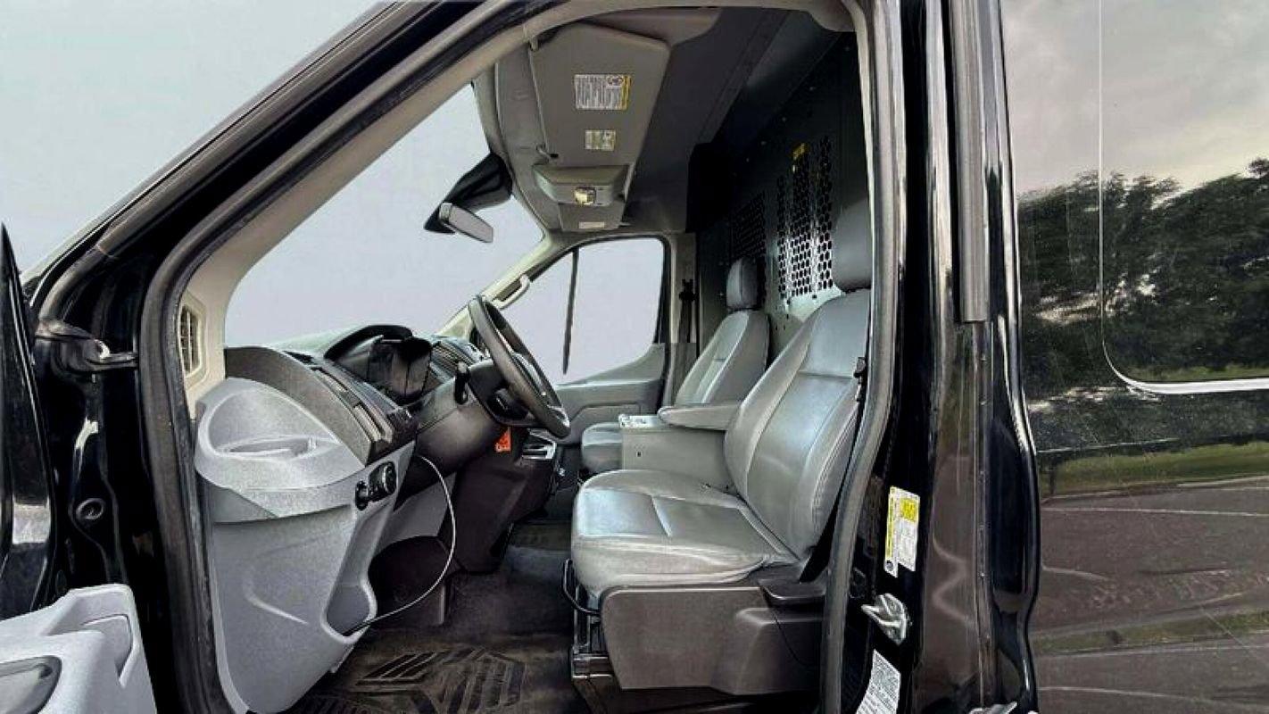 Used 2017 Ford Transit 250 148 Medium Roof image 13