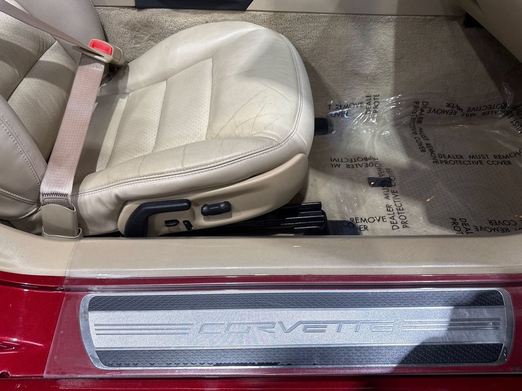 Used 2008 Chevrolet Corvette Convertible w/ Preferred Equipment Group RWD image 72